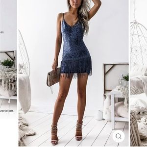 Two sisters the label shimmy dress size small